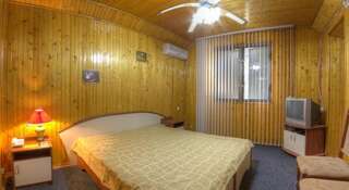 Гостиница Парадиз Утес Стандартный двухместный номер с 1 кроватью или 2 отдельными кроватями и видом на горы-3